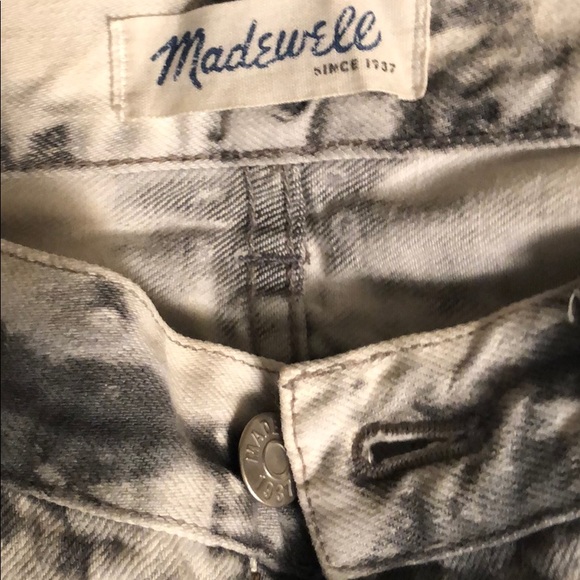 Jeans - Picture 2 of 4